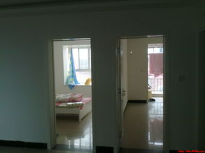 精裝新房出租 市府花苑二室兩廳，設(shè)施齊全，交通便利